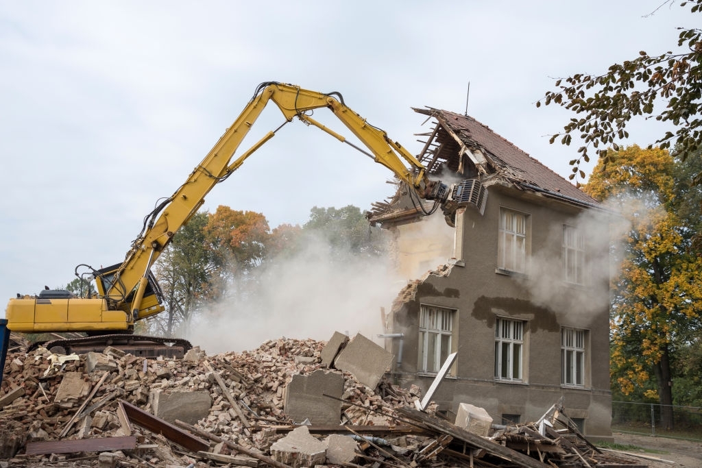 Carrying out the Residential Demolition in Melbourne by hiring an expert