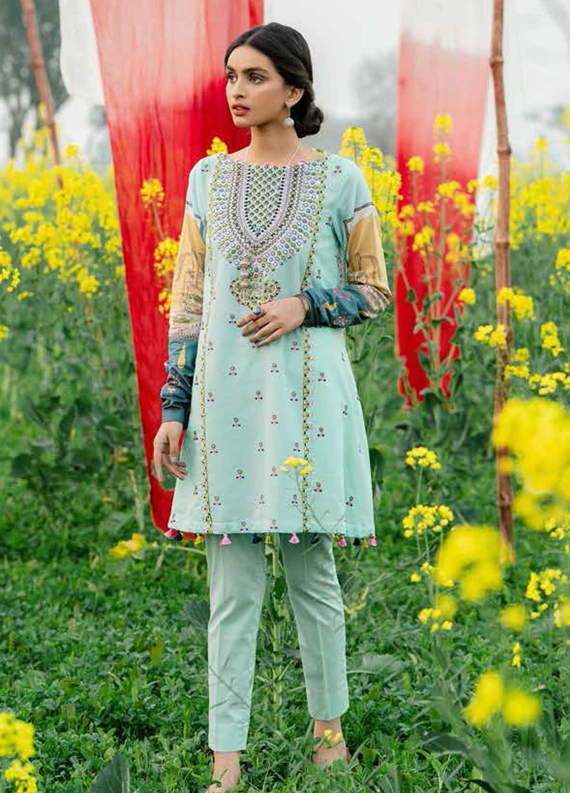 Summer Lawn Collection 2022: Charizma and Zara Shahjahan Suits